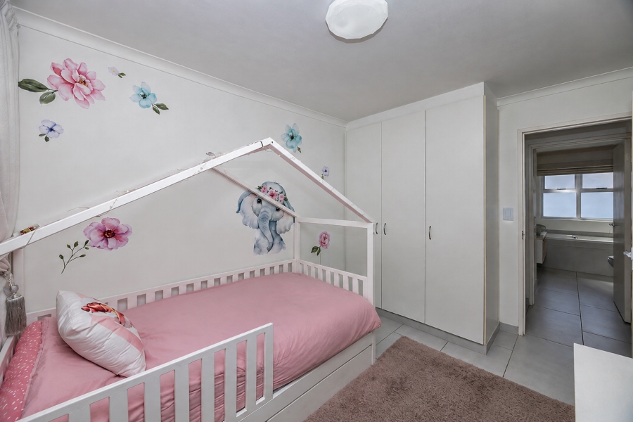 3 Bedroom Property for Sale in Sunningdale Western Cape
